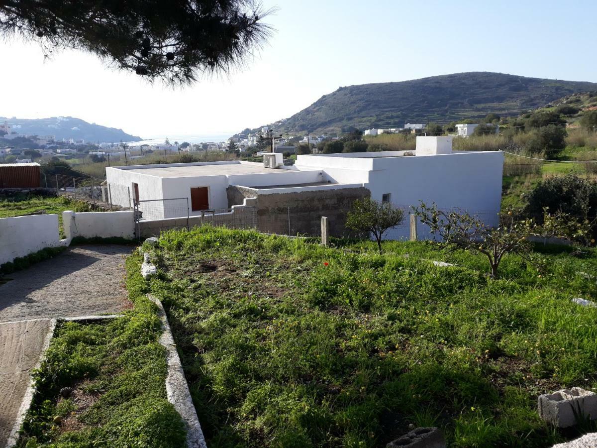 Maria Guesthouse Kini Exteriör bild